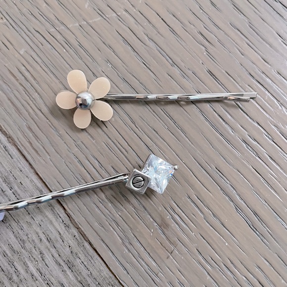 Handmade Jewelled Hair Clips - Picture 2 of 5